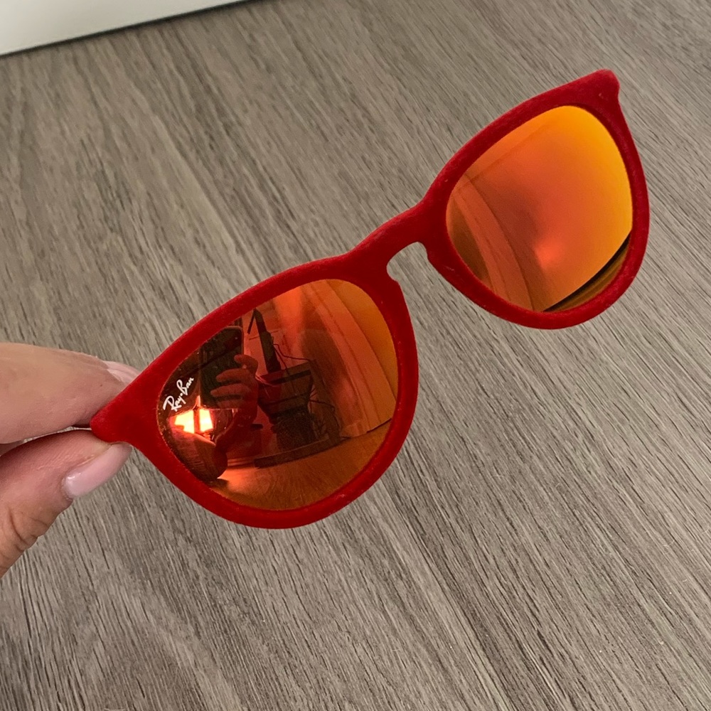 They don’t look good on my face.